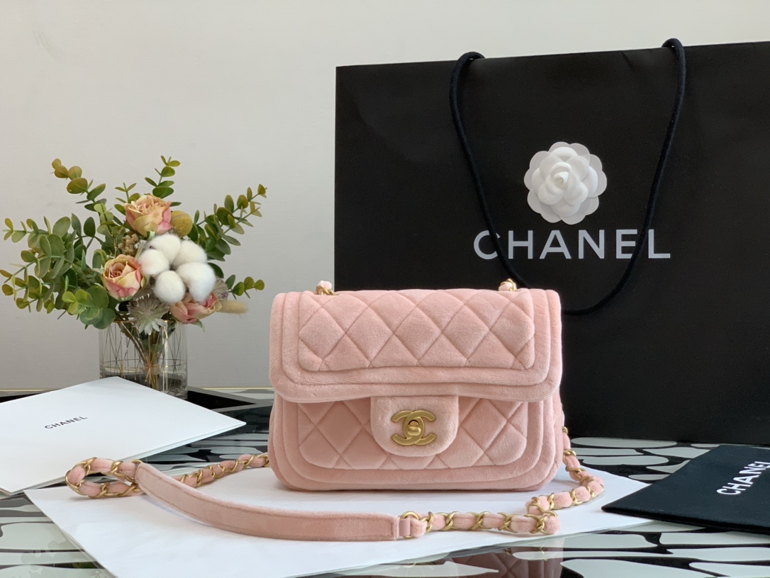 Handbag Chanel size 18  13  7 cm - vstockx