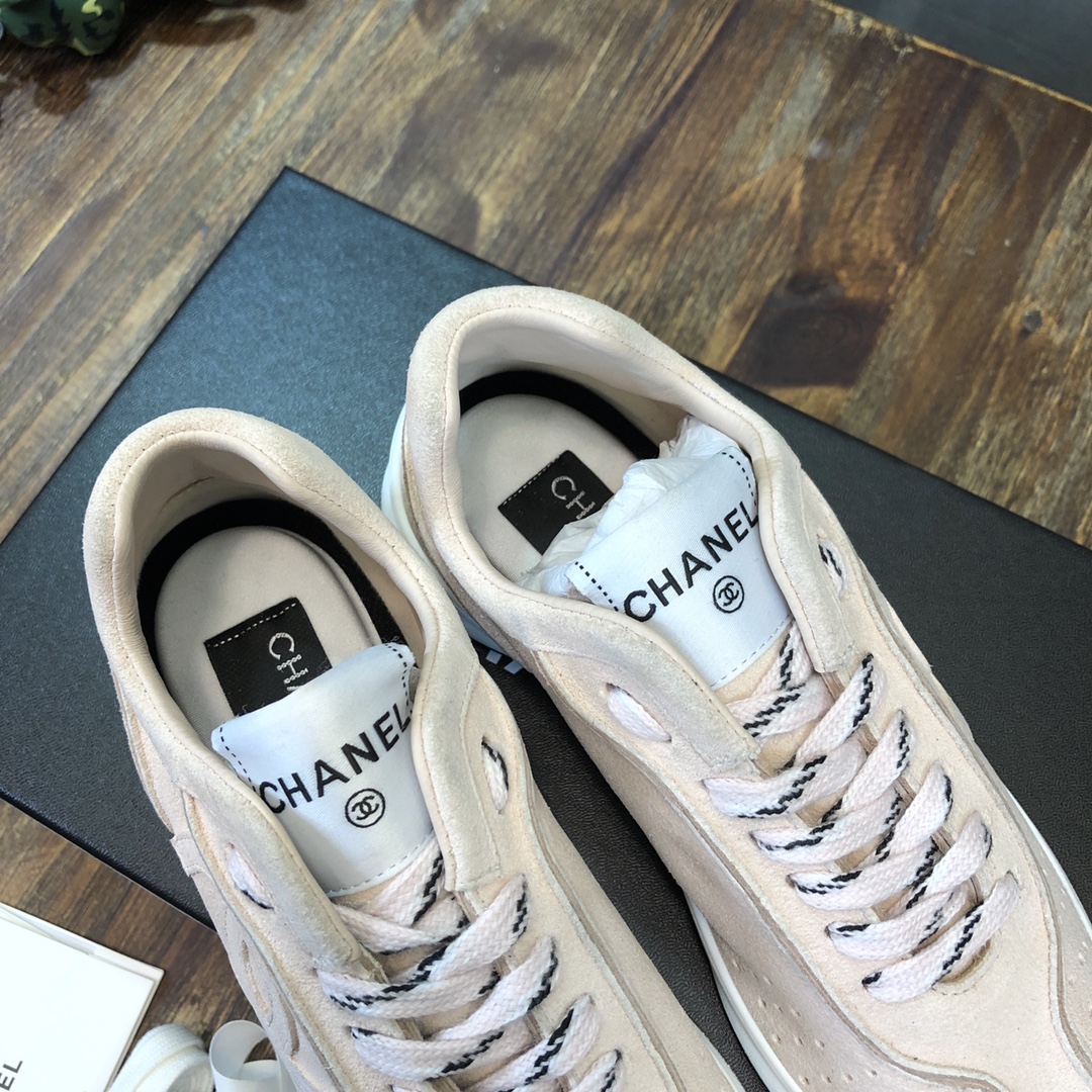 Chanel Fabric & Suede Calfskin Low Top Sneaker 27 - vstockx