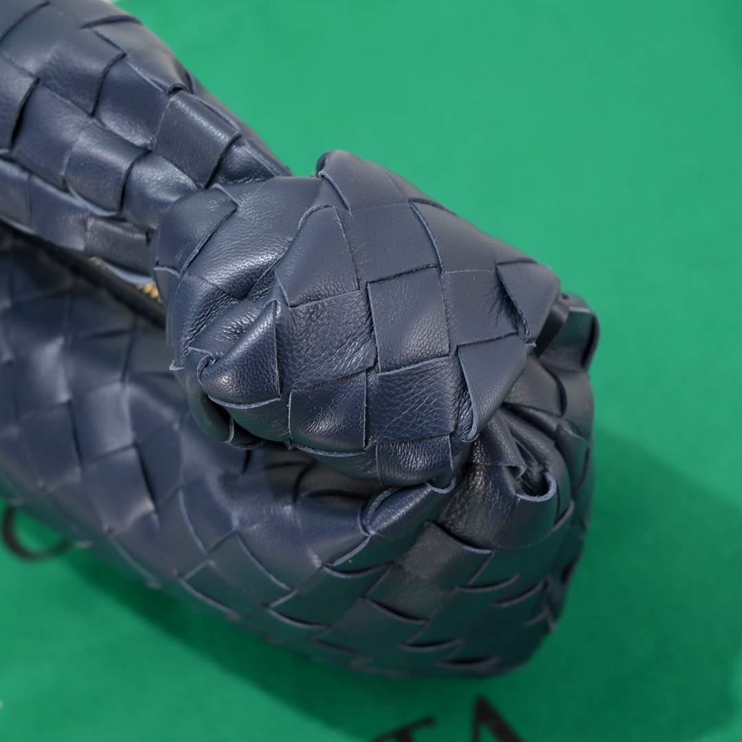 handbags Bottega Veneta 6699-1 size:23*18*8cm - vstockx