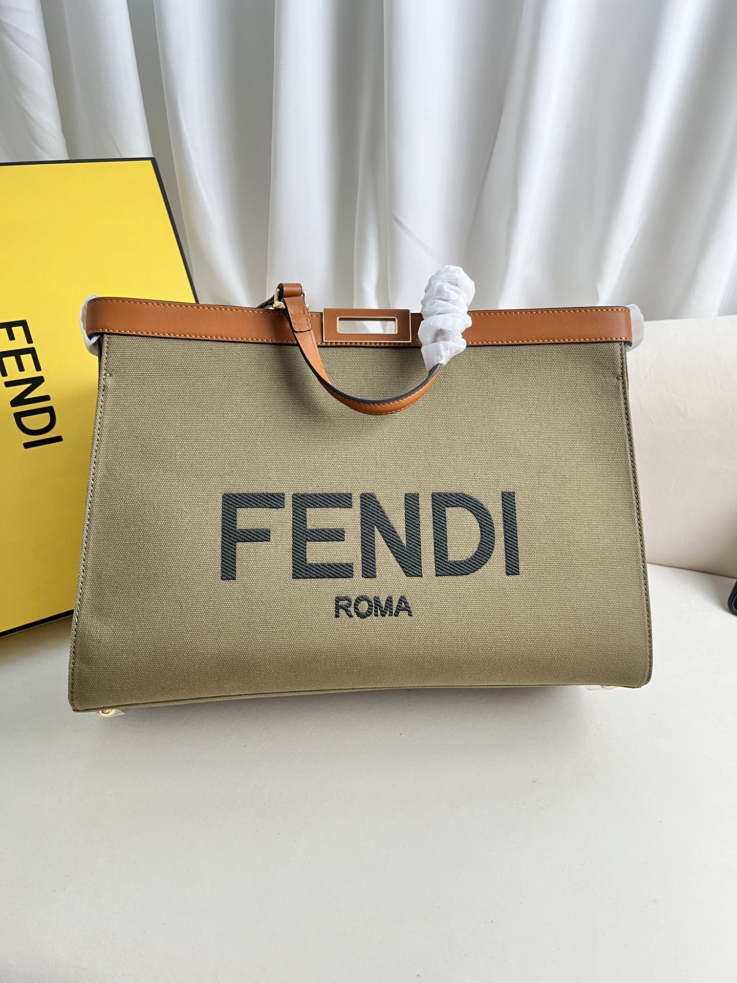 handbags FENDI 1819 size:40*12*29cm - vstockx