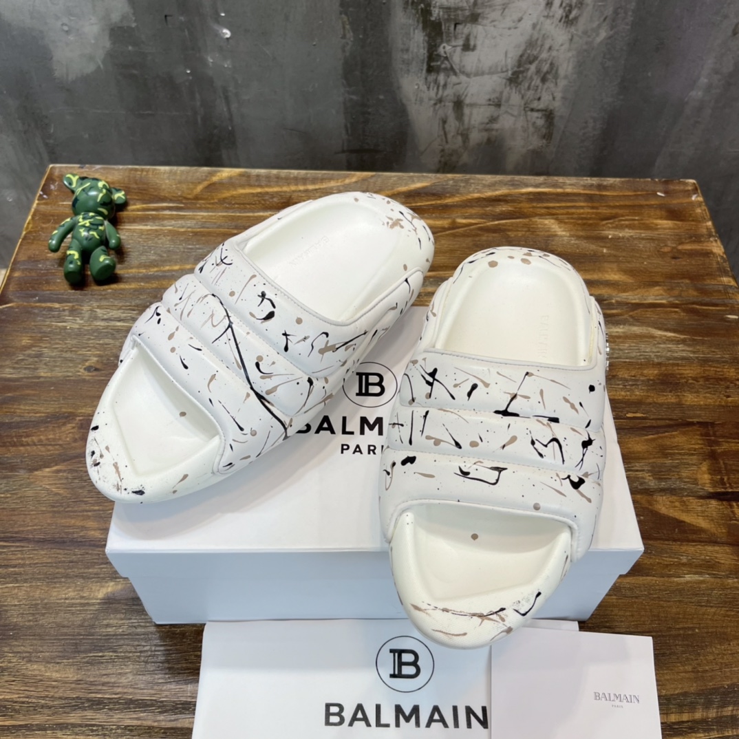 Balmain Quilted leather B-IT mules 9 - vstockx