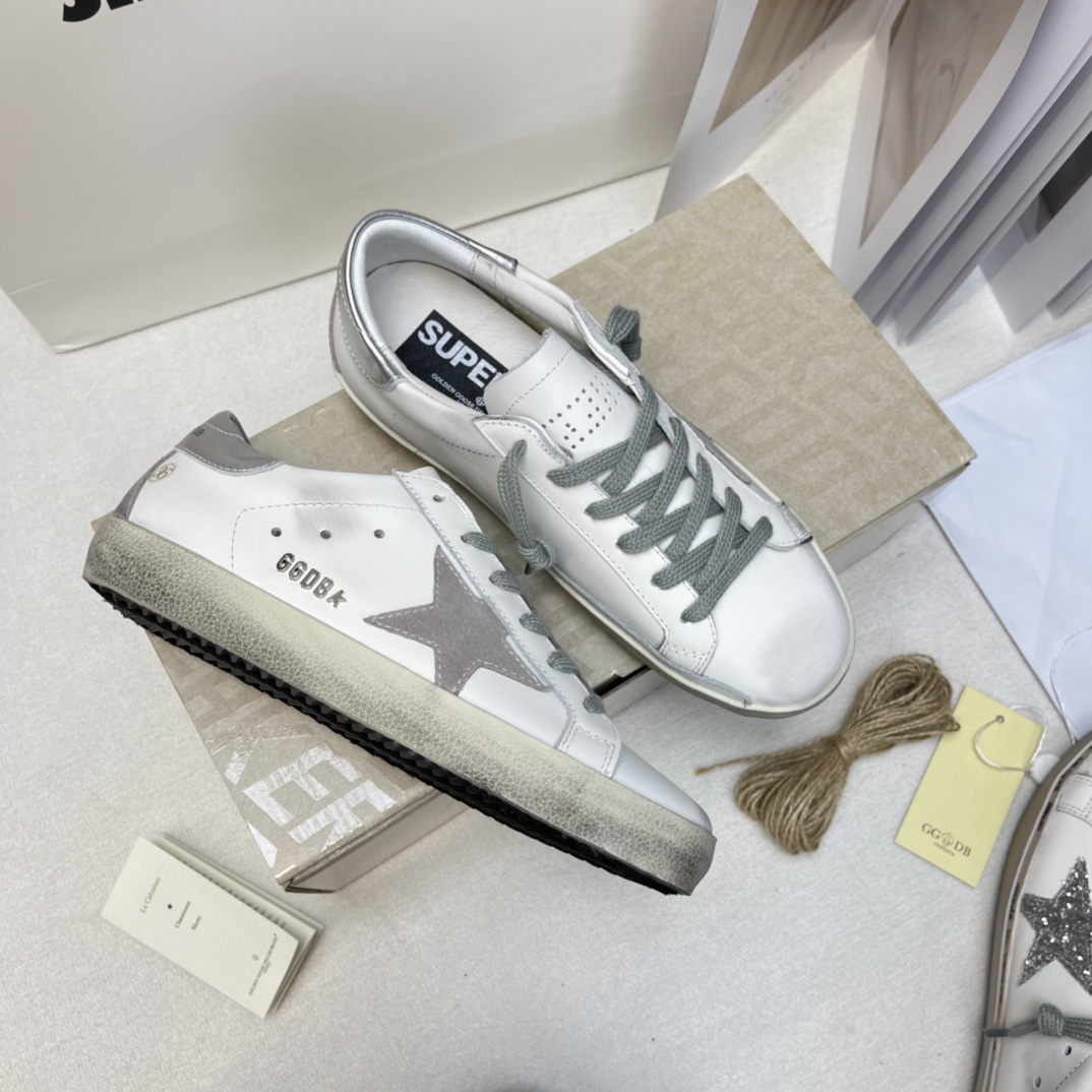 Golden Goose Superstar distressed-finish sneakers 29 - vstockx