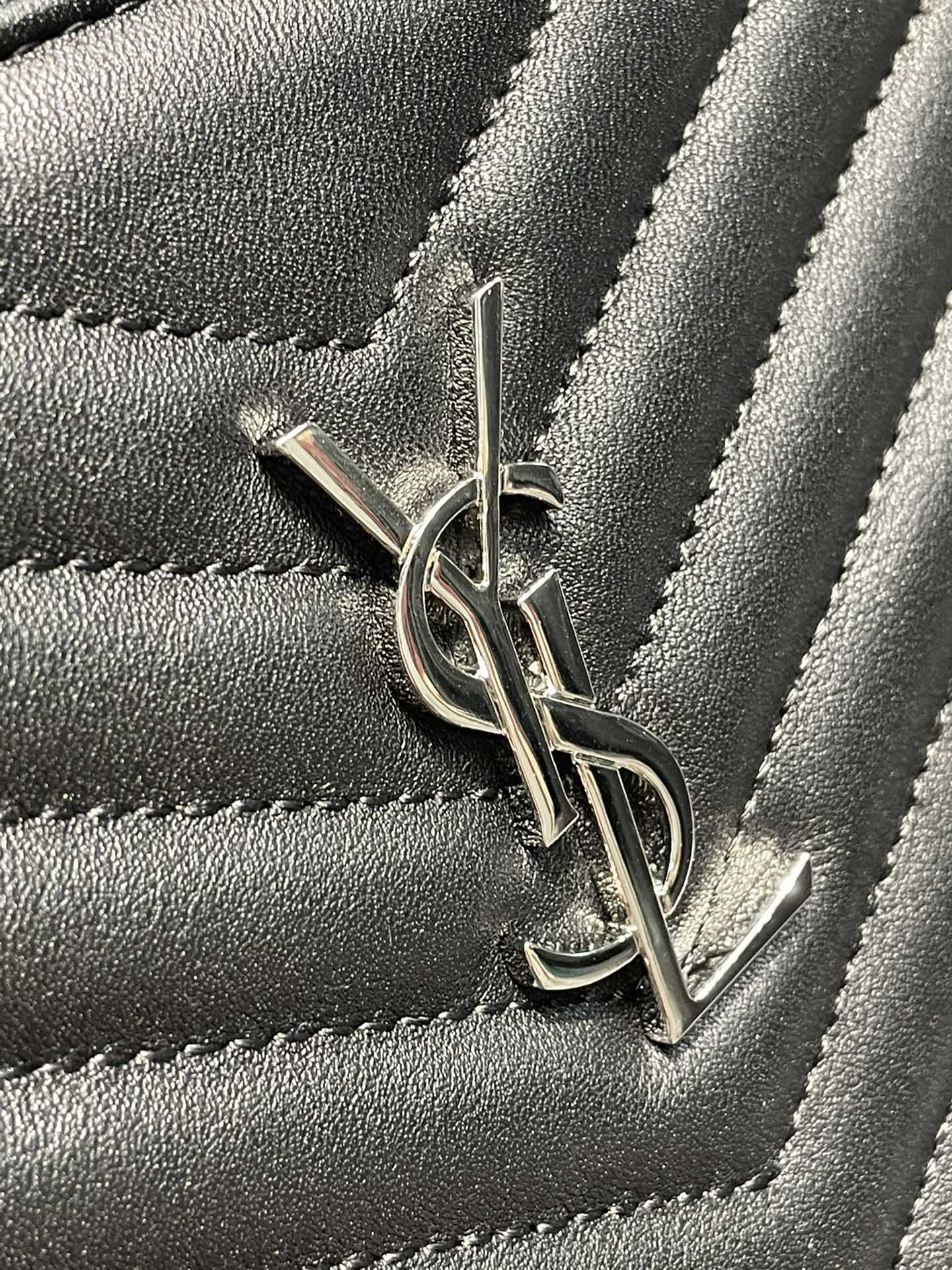 Handbags SAINT LAURENT 413444 size 30  21.5  2 cm - vstockx