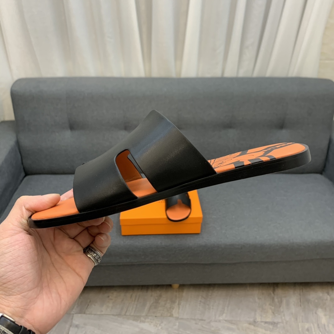 Hermes Sandals 37 - vstockx