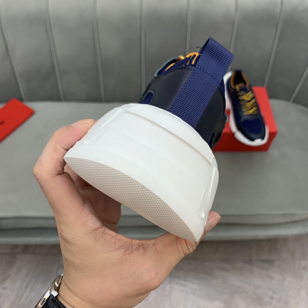 Salvatore Ferragamo Low Top Sneaker 1 - vstockx