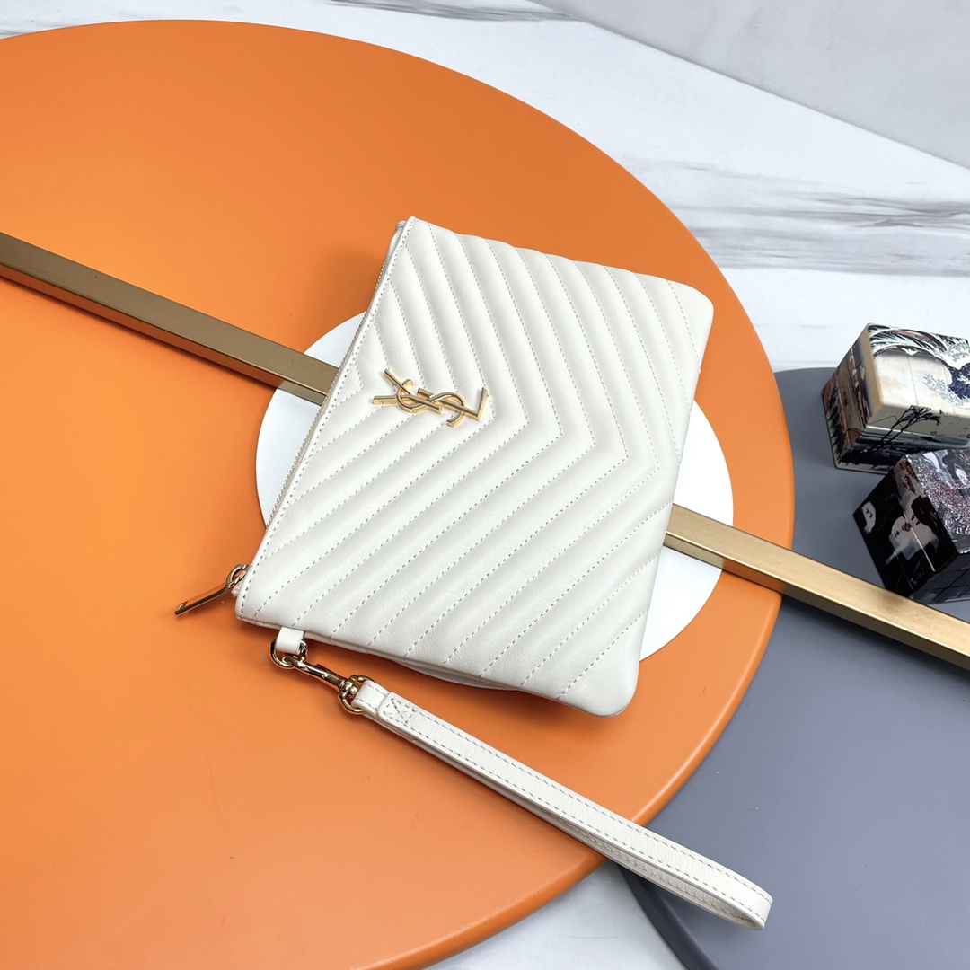 Handbags SAINT LAURENT 379039 size 24  17.5  1.5 cm - vstockx