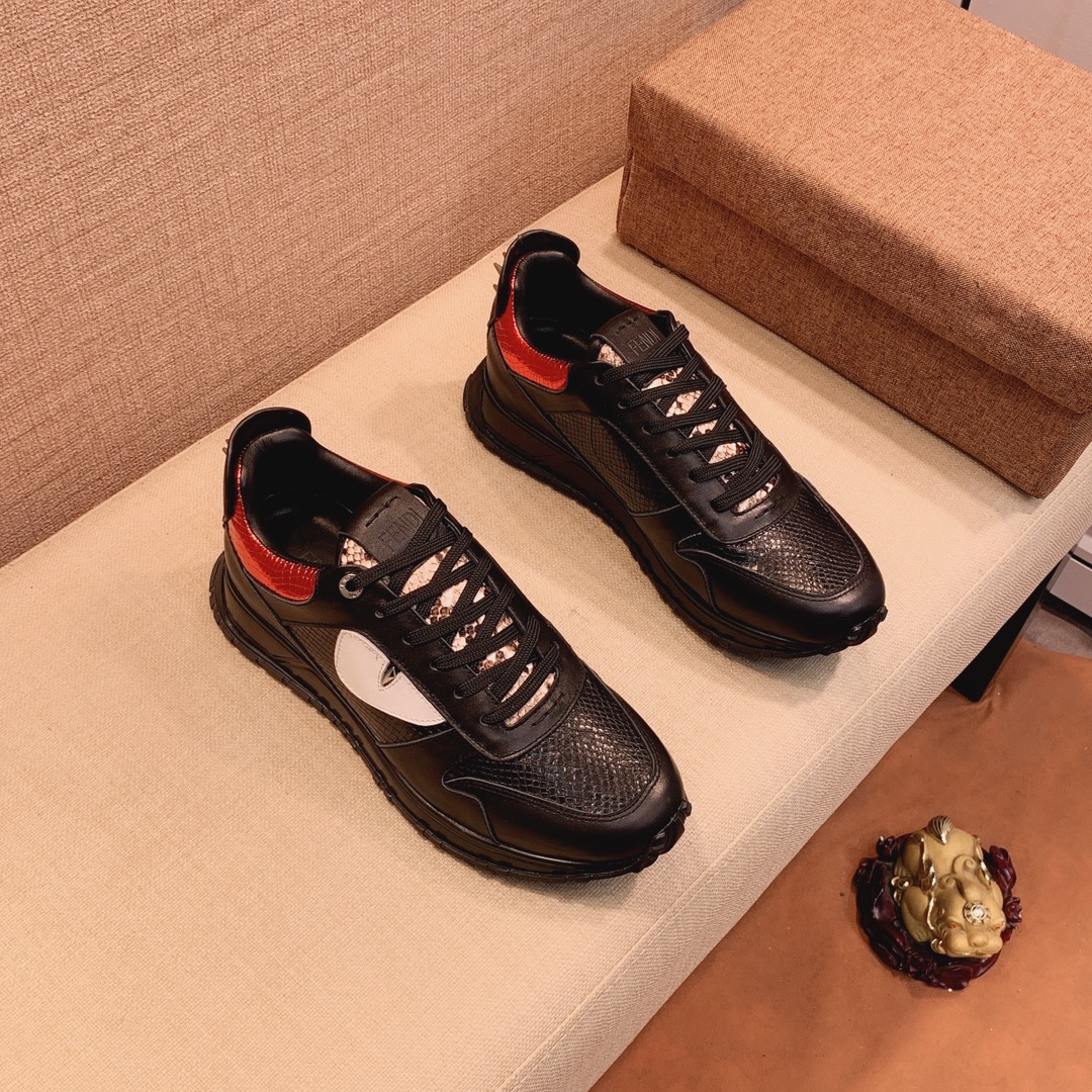 Fendi Low Top Sneakers 15 - vstockx