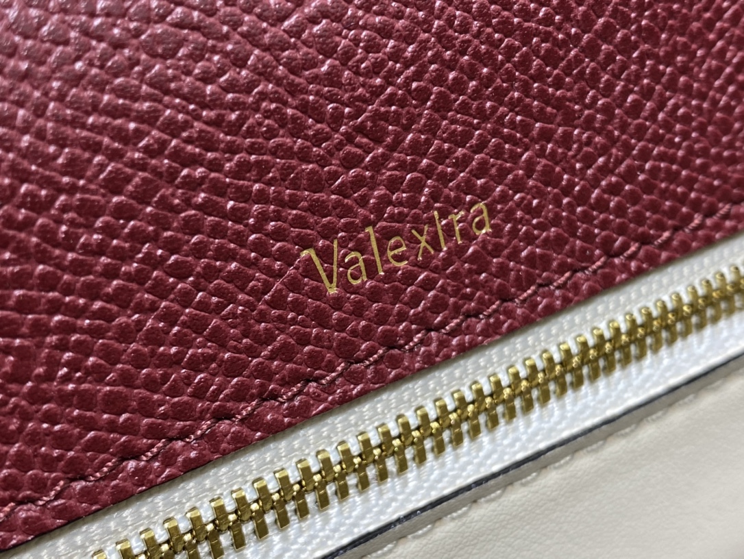 Handbag VALEXTRA size ** - vstockx
