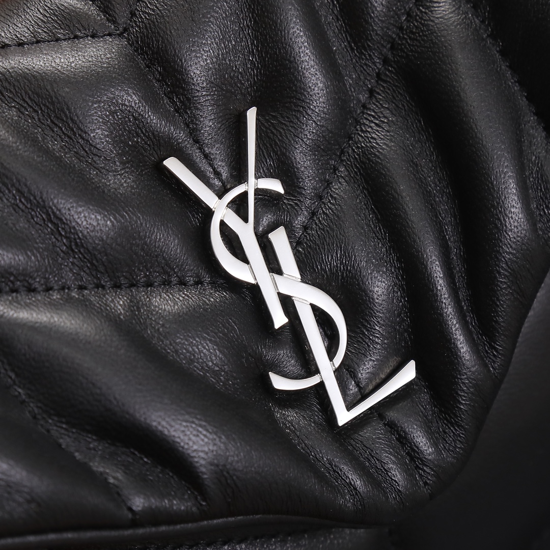 Handbags SAINT LAURENT 620333 size 23  15.5  8.5 cm - vstockx