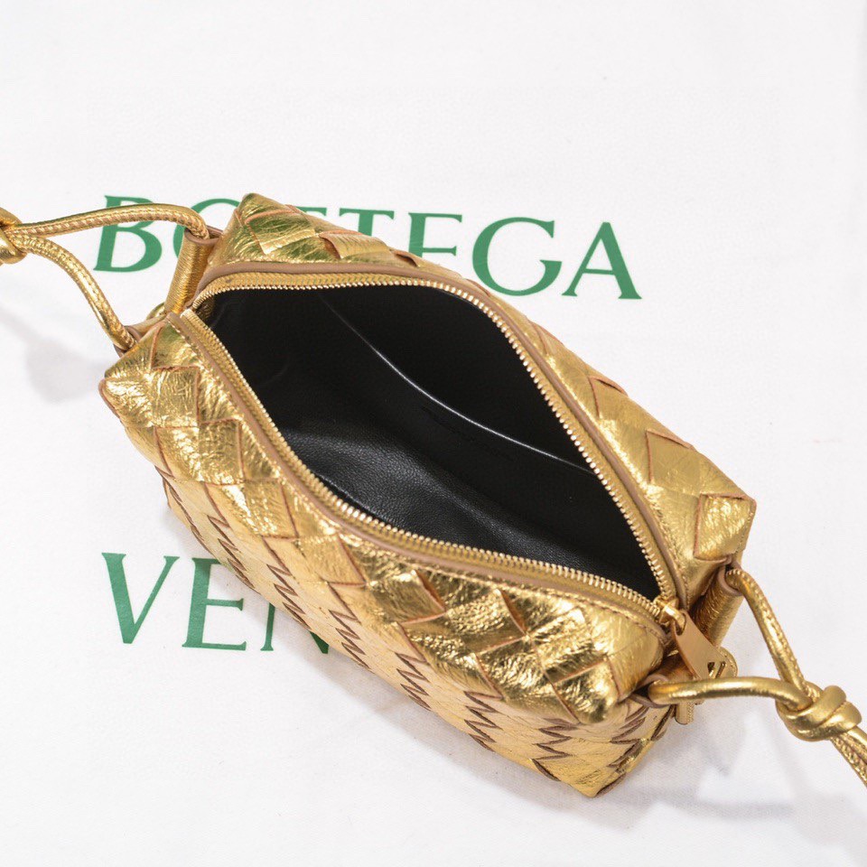 handbags Bottega Veneta 9896 size:17*10*6 - vstockx