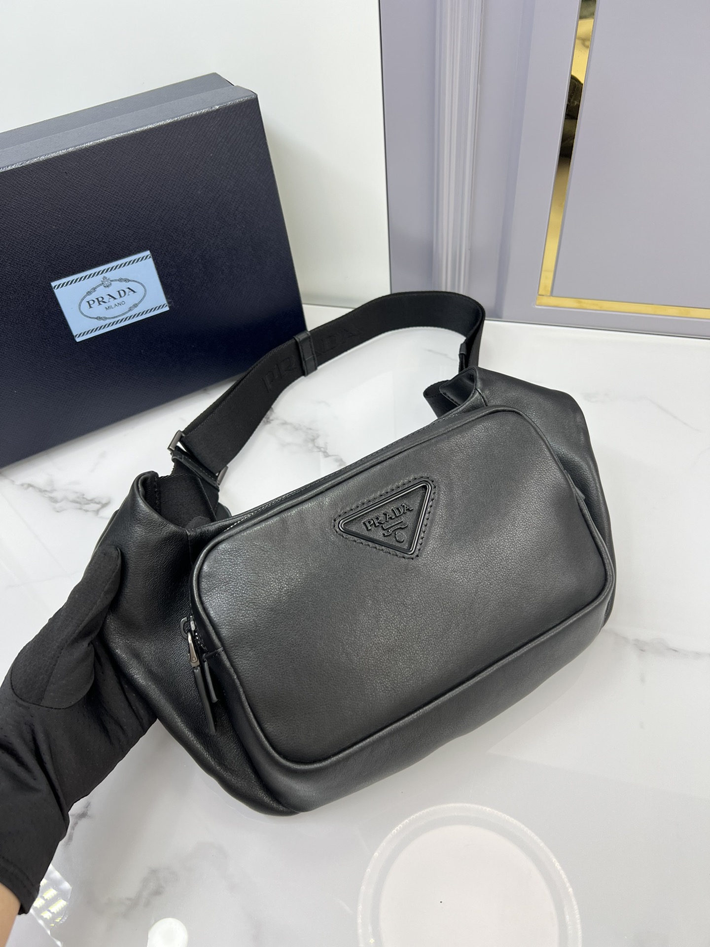 handbags prada 2VH127 22*16.5*5 - vstockx