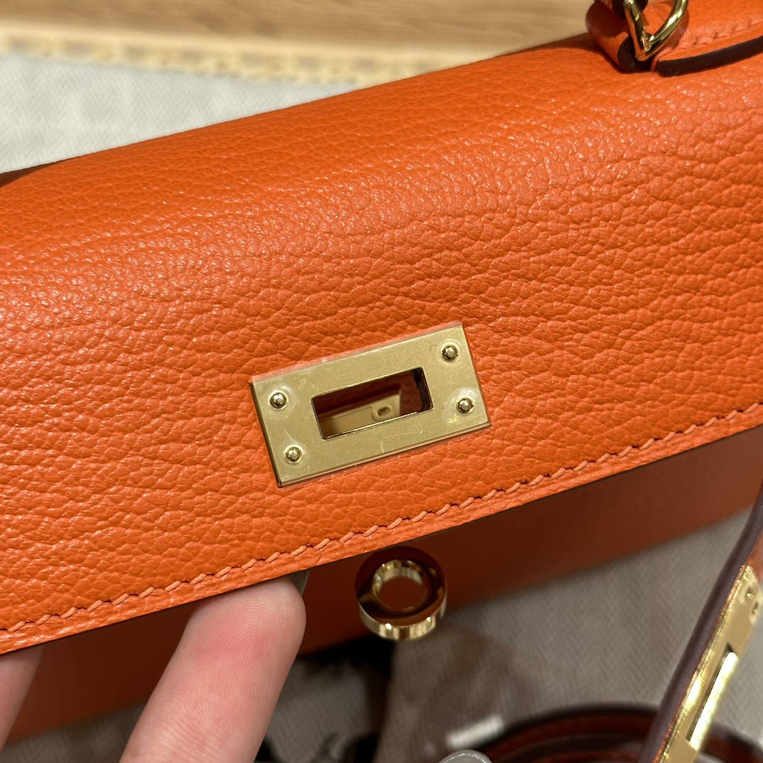 Handbags Hermes mini Kelly size:19 cm - vstockx