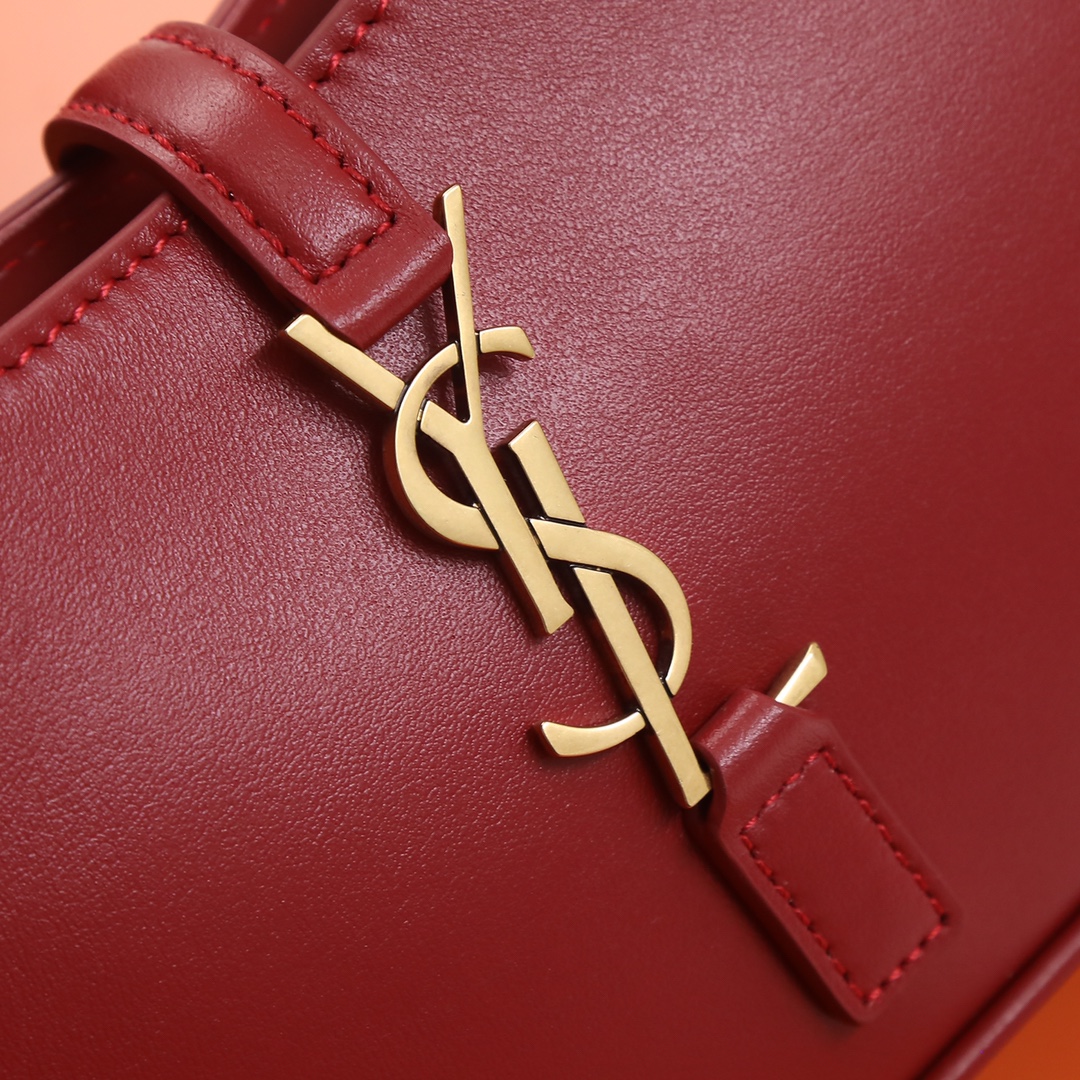 Handbags SAINT LAURENT 710318 size 19X11.5x4.5 cm - vstockx