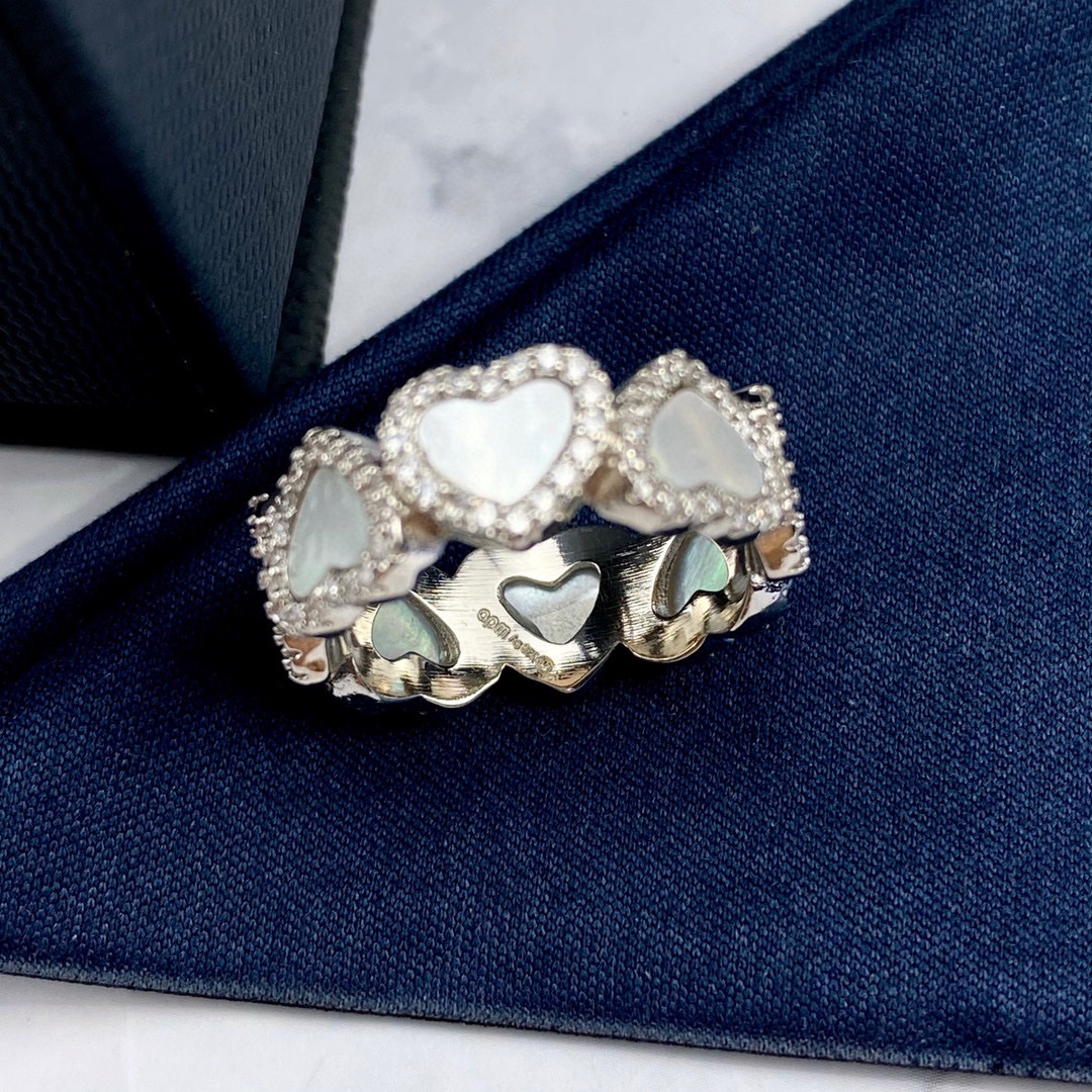 Jewelry APM 47 - vstockx