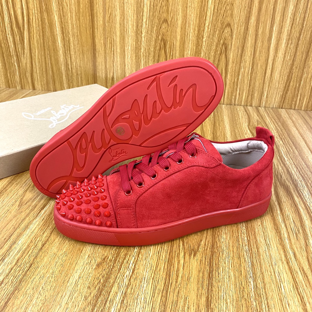 Christian Louboutin Louis Junior Spikes Orlato Flat Sneakers 11 - vstockx