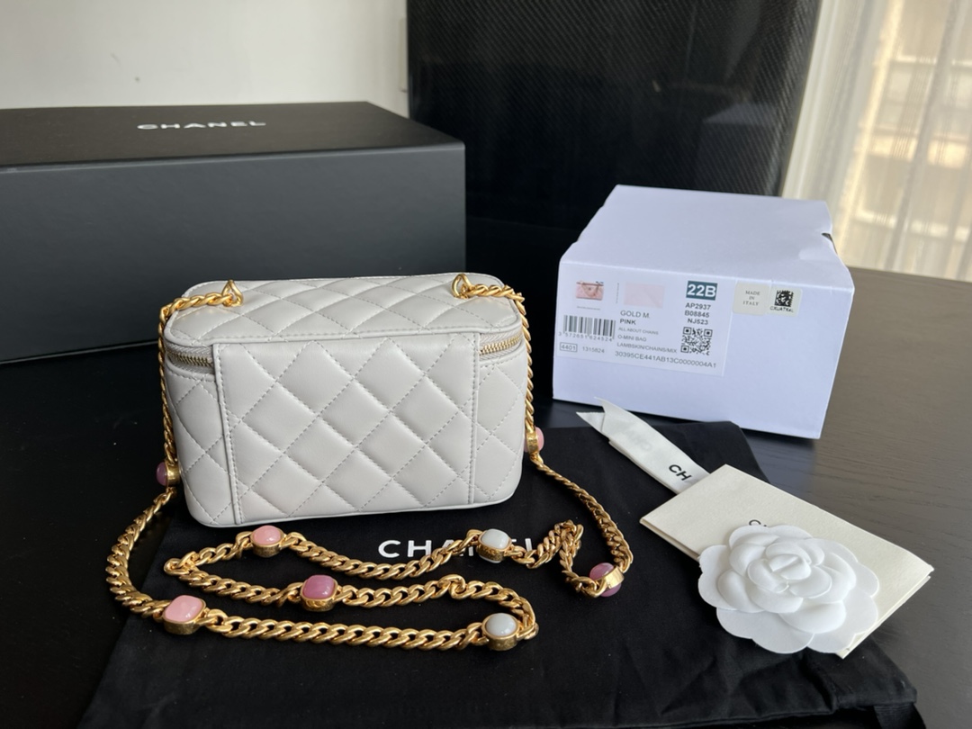Handbag Chanel AP2937 size 8.5cmx11cmx7 cm - vstockx