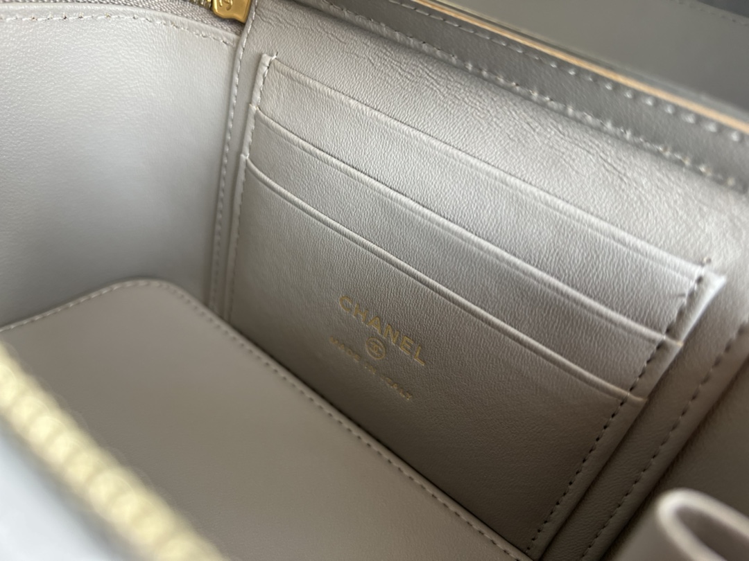 Handbag Chanel AP2937 size 8.5cmx11cmx7 cm - vstockx