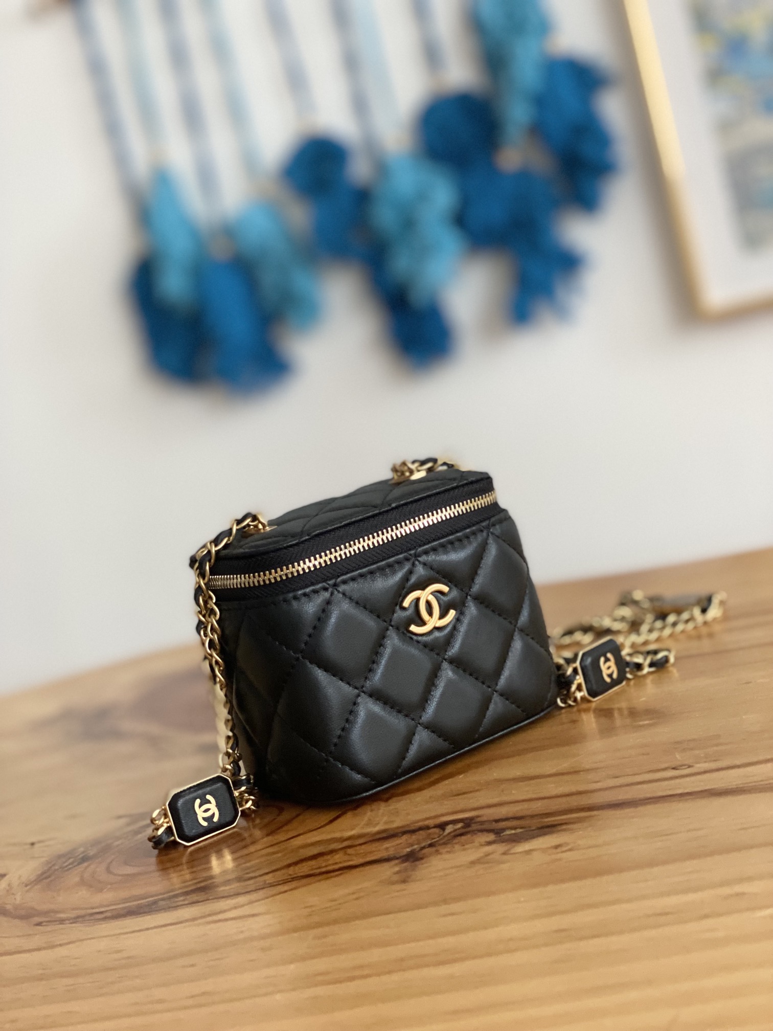 Handbag Chanel 81218 size 11 8.5 7 cm - vstockx