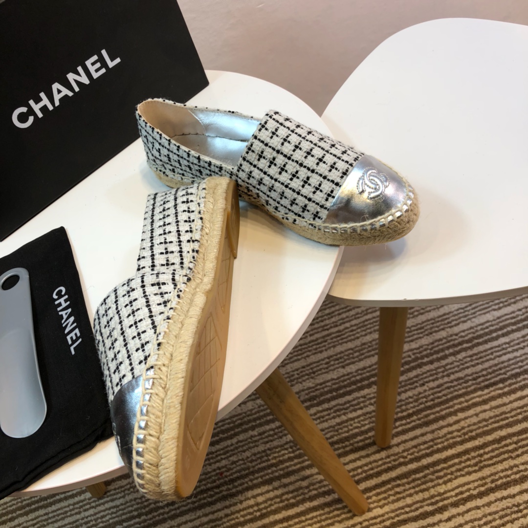 Chanel Loafers 34 - vstockx