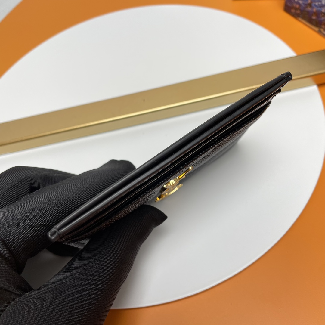 Handbags SAINT LAURENT 423291 size 10x7.5x0.5 cm - vstockx