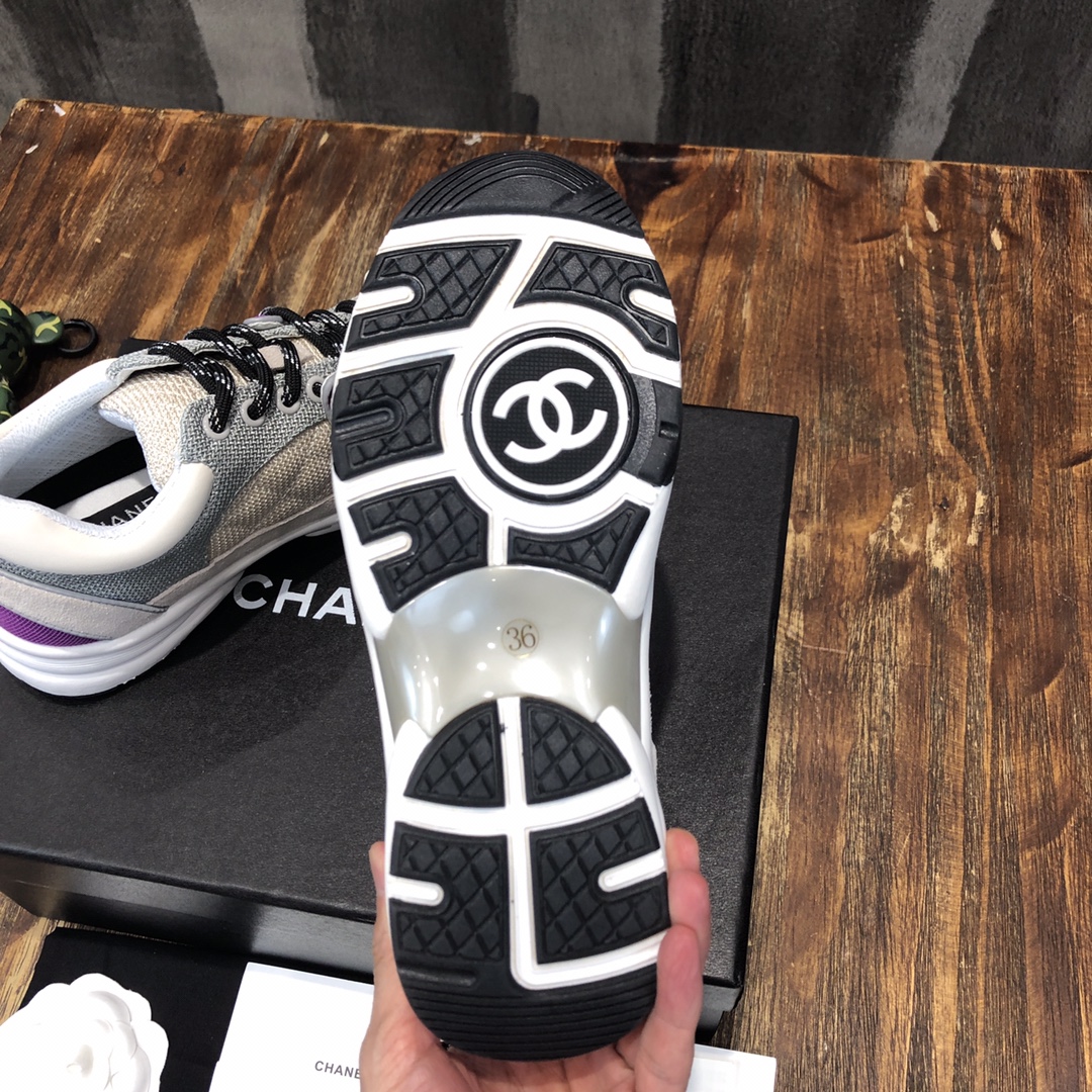 Chanel Fabric & Suede Calfskin Low Top Sneaker 3 - vstockx