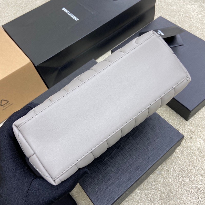 Handbags SAINT LAURENT 494699 size 25x17x9 cm - vstockx