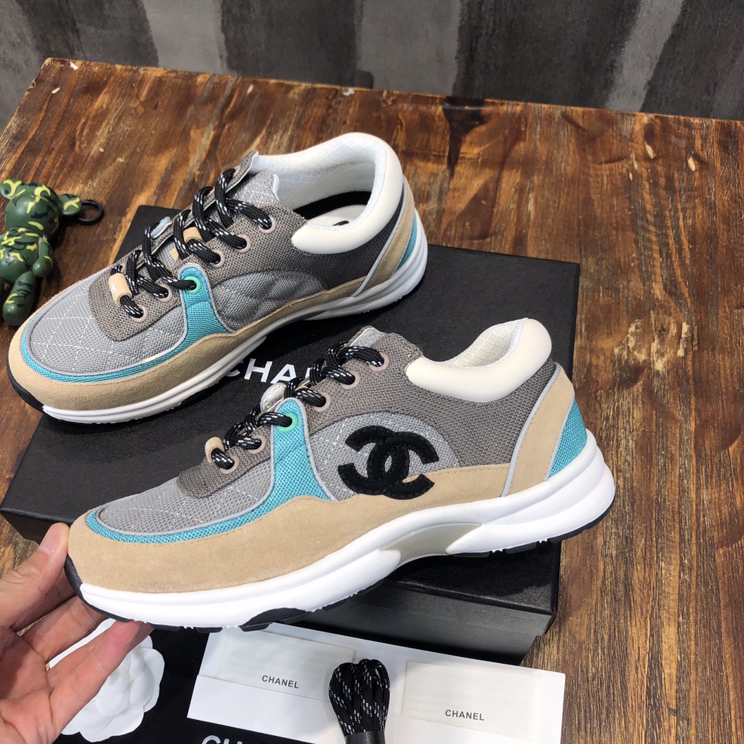 Chanel Fabric & Suede Calfskin Low Top Sneaker 2 - vstockx