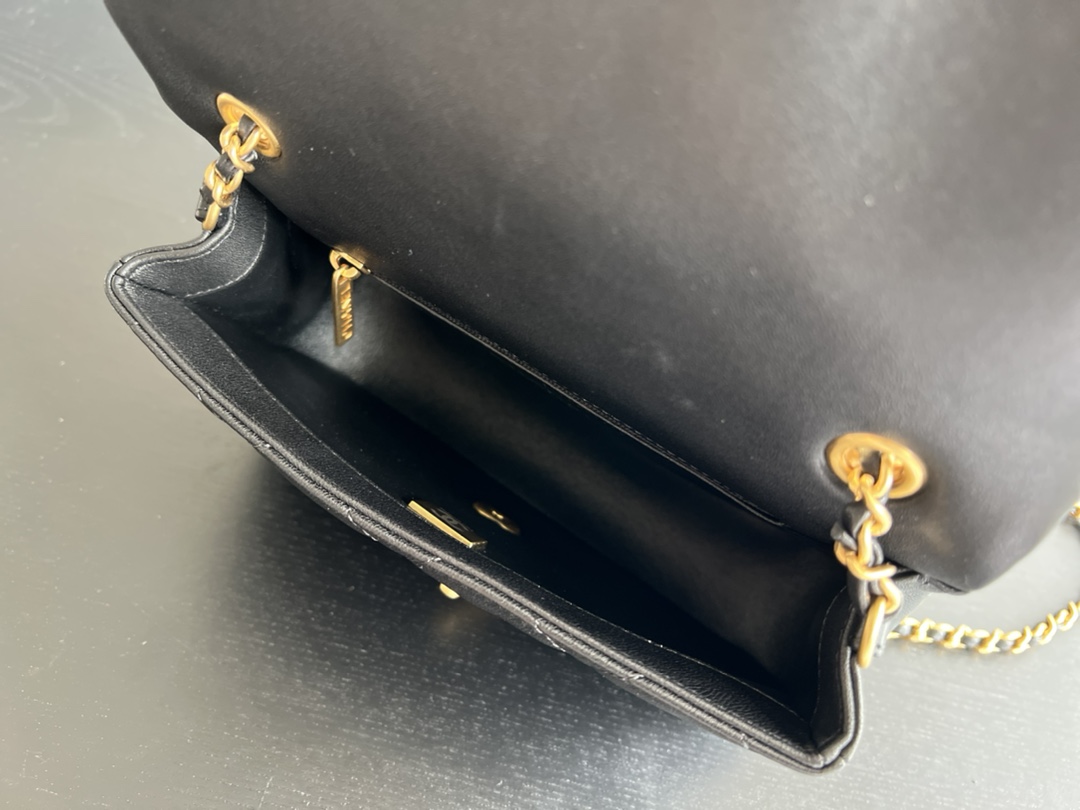 Handbag Chanel 3457 size 20 cm - vstockx