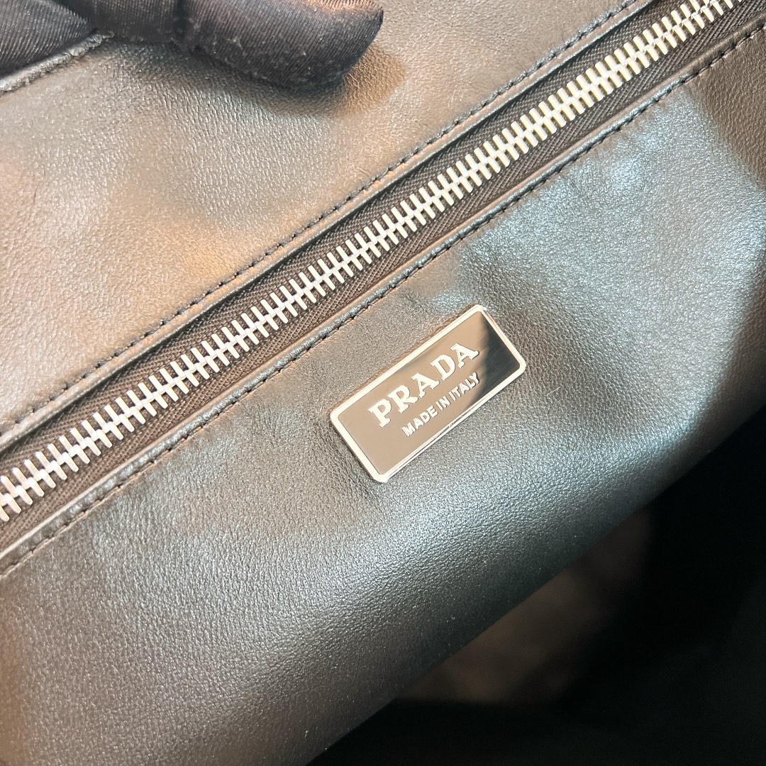 handbags prada 1BG587 39*36*13cm - vstockx