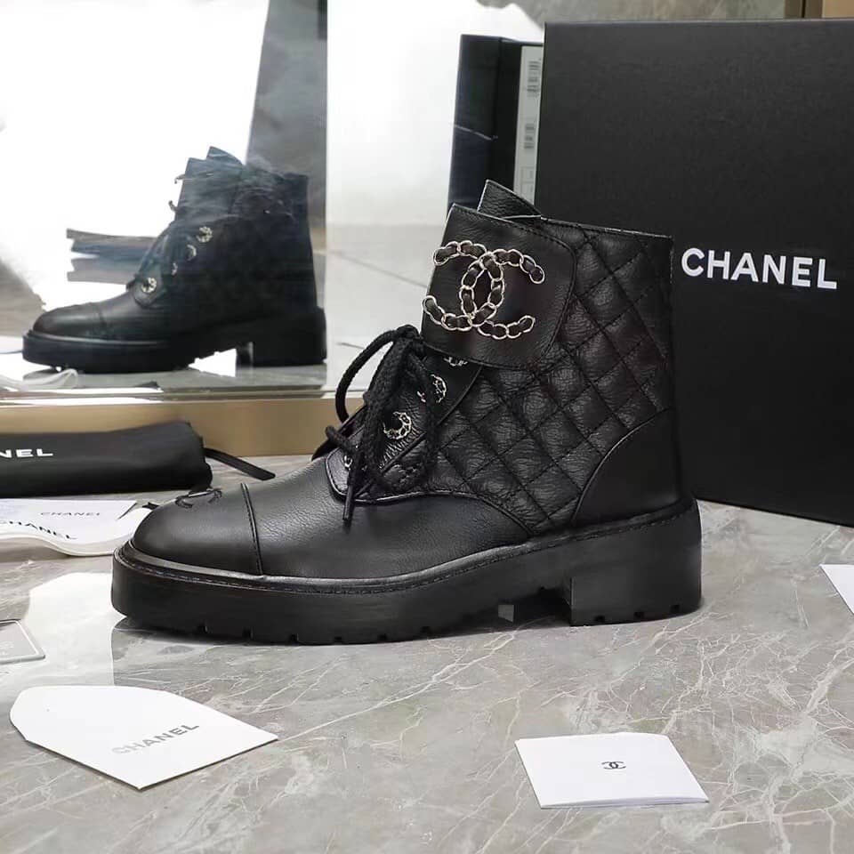 Chanel Quilted Combat Boot Black Leather - vstockx
