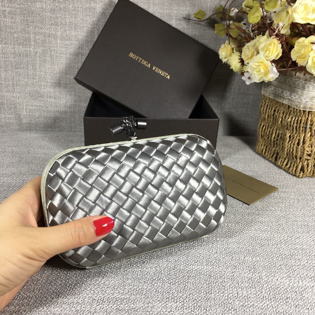handbags Bottega Veneta 8651 size:16.5*10.5*6cm - vstockx