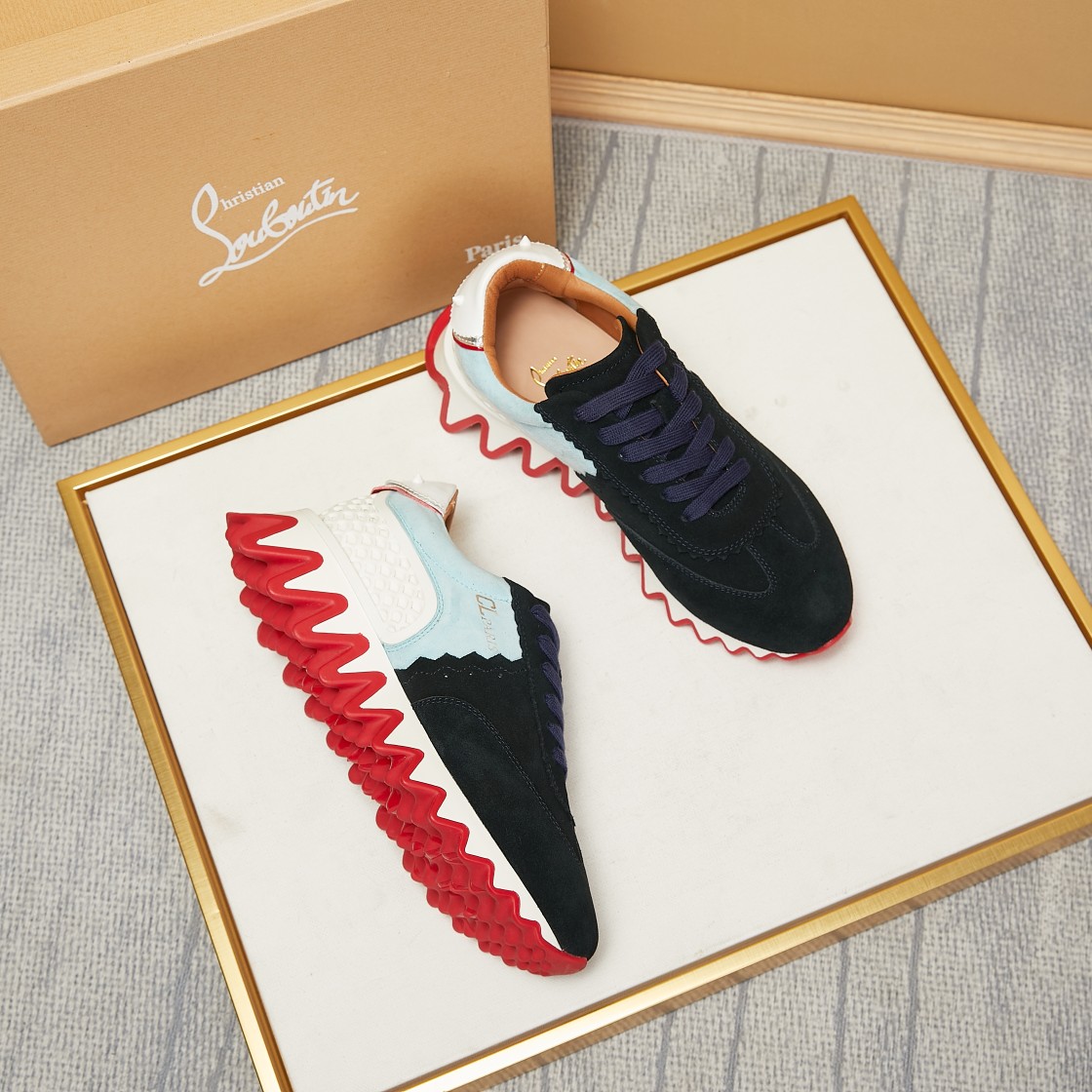 Christian Louboutin Loubishark Flat Sneakers 3 - vstockx