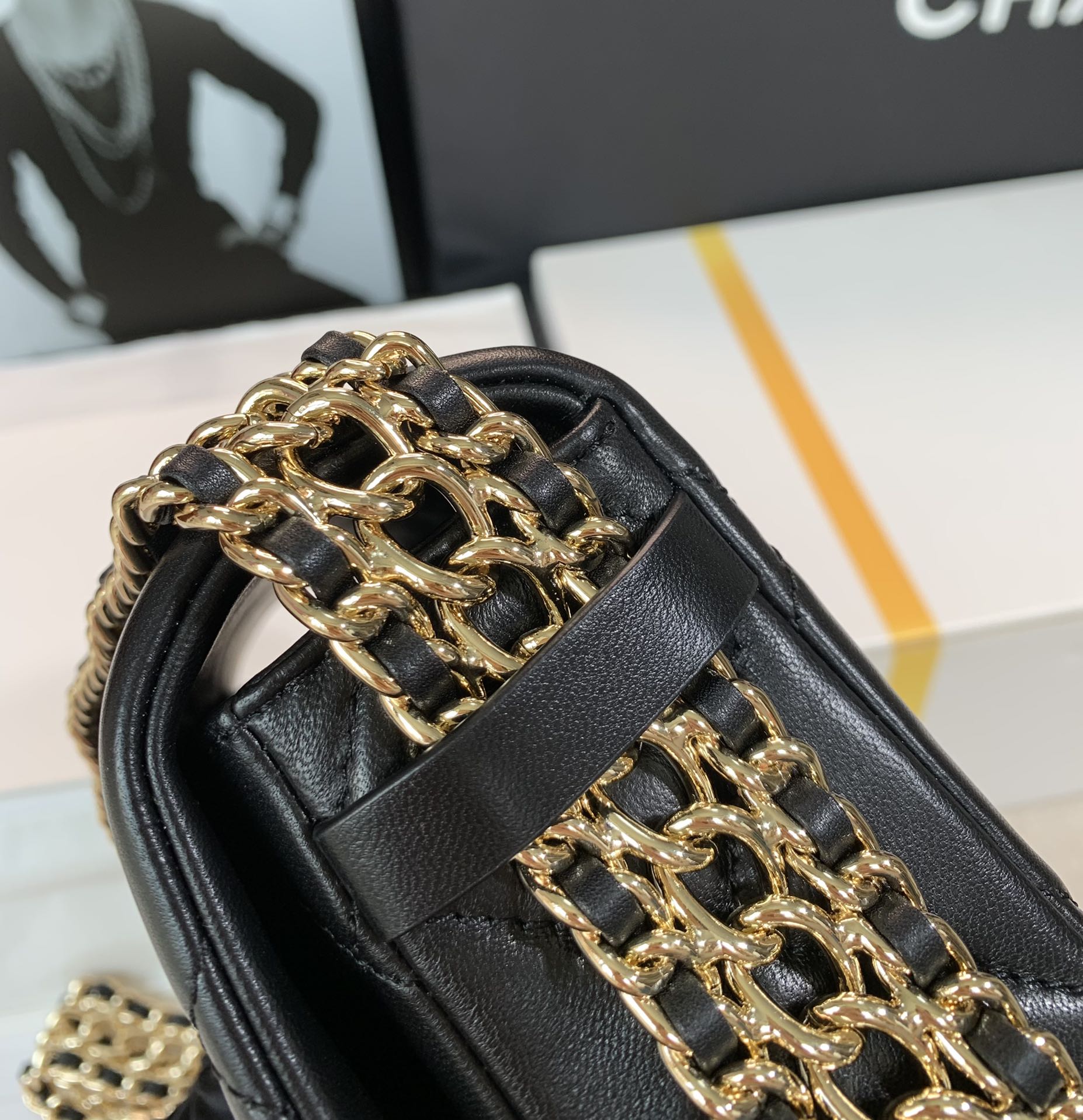 Handbag Chanel size 18 cm - vstockx