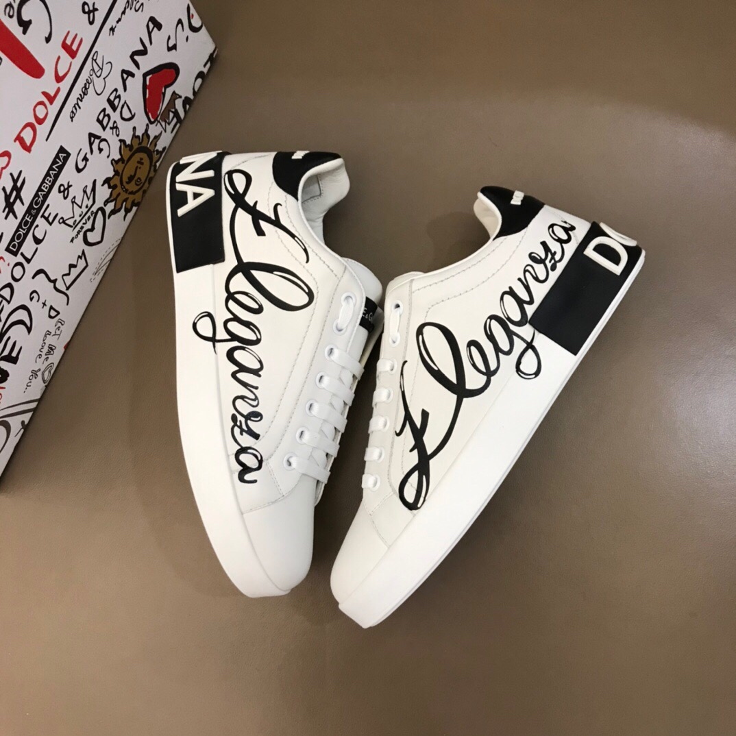 Dolce & Gabbana Low Tops Sneakers 138 - vstockx