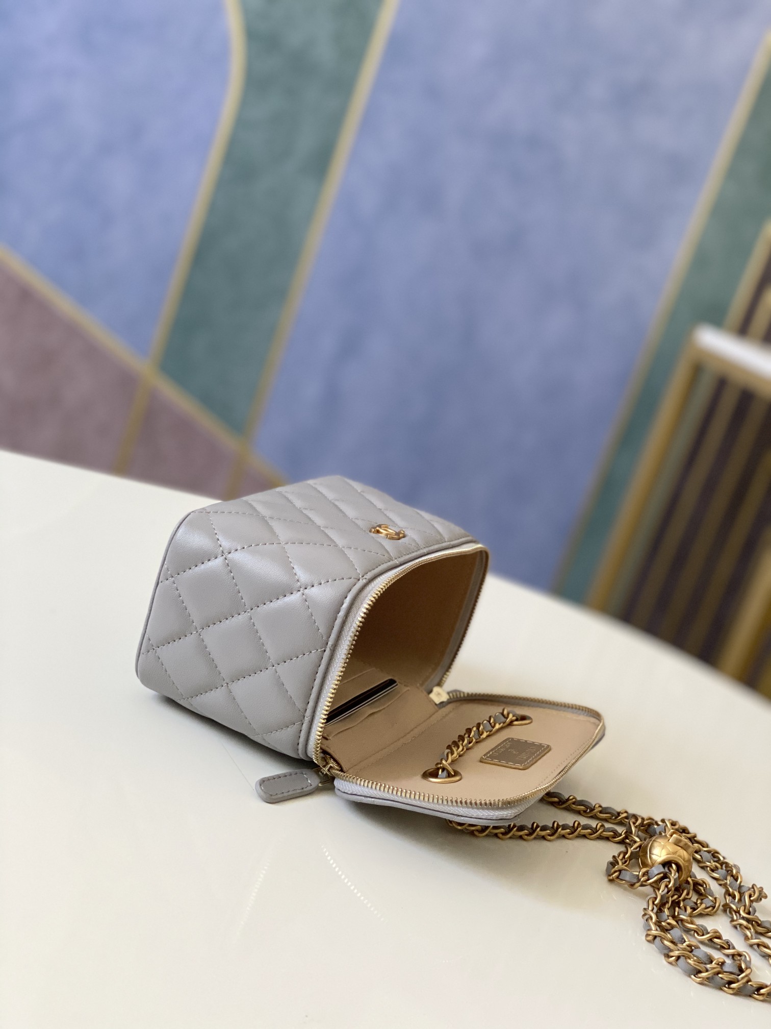 Handbag Chanel 81138 size 16 9.5 8 cm - vstockx