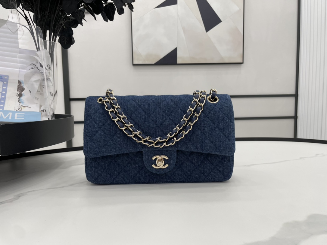 Handbag Chanel size 25 cm - vstockx