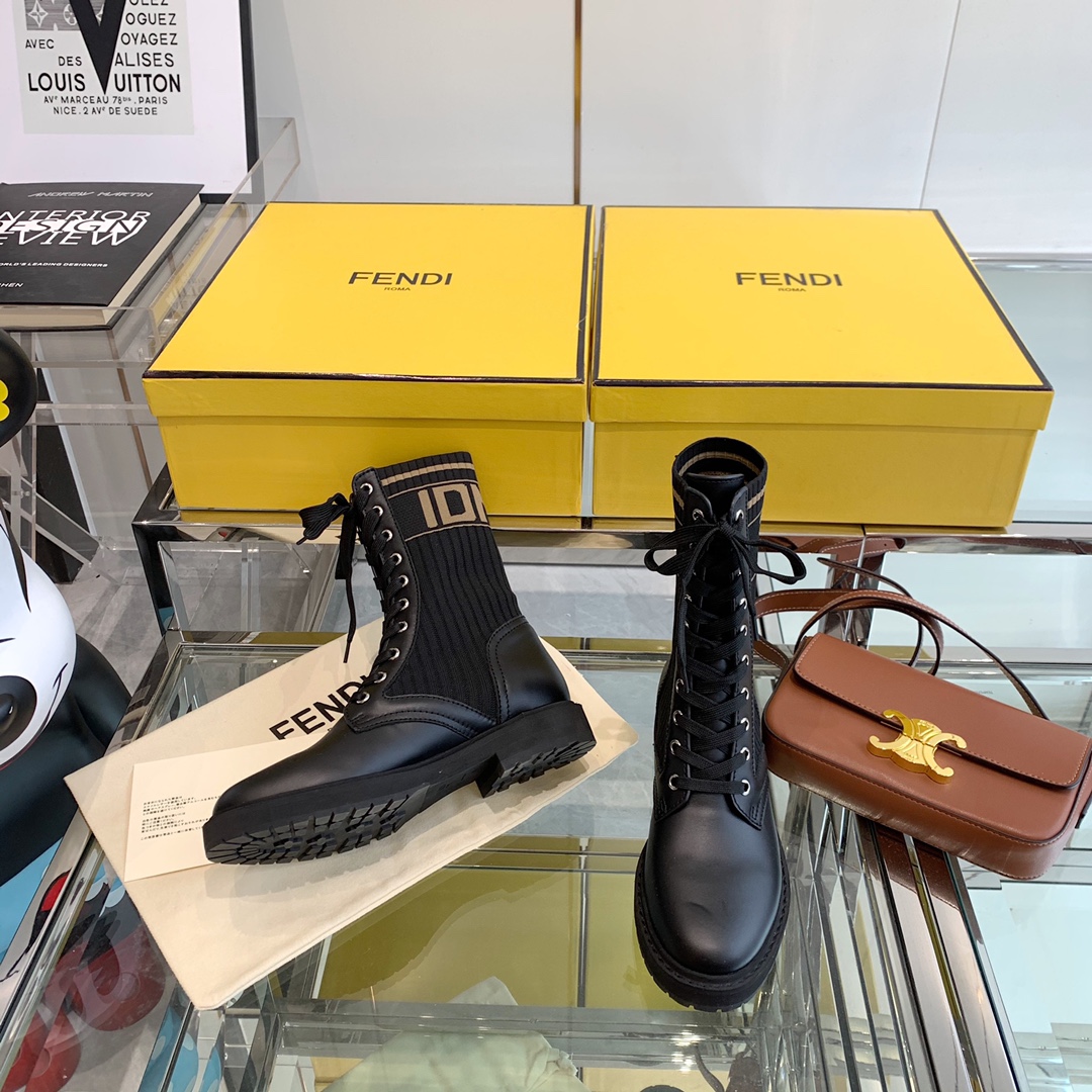 Fendi Boots 16 - vstockx