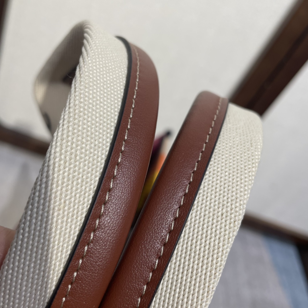 Handbags Chloe Woody 6044 size:45-33-13  M - vstockx