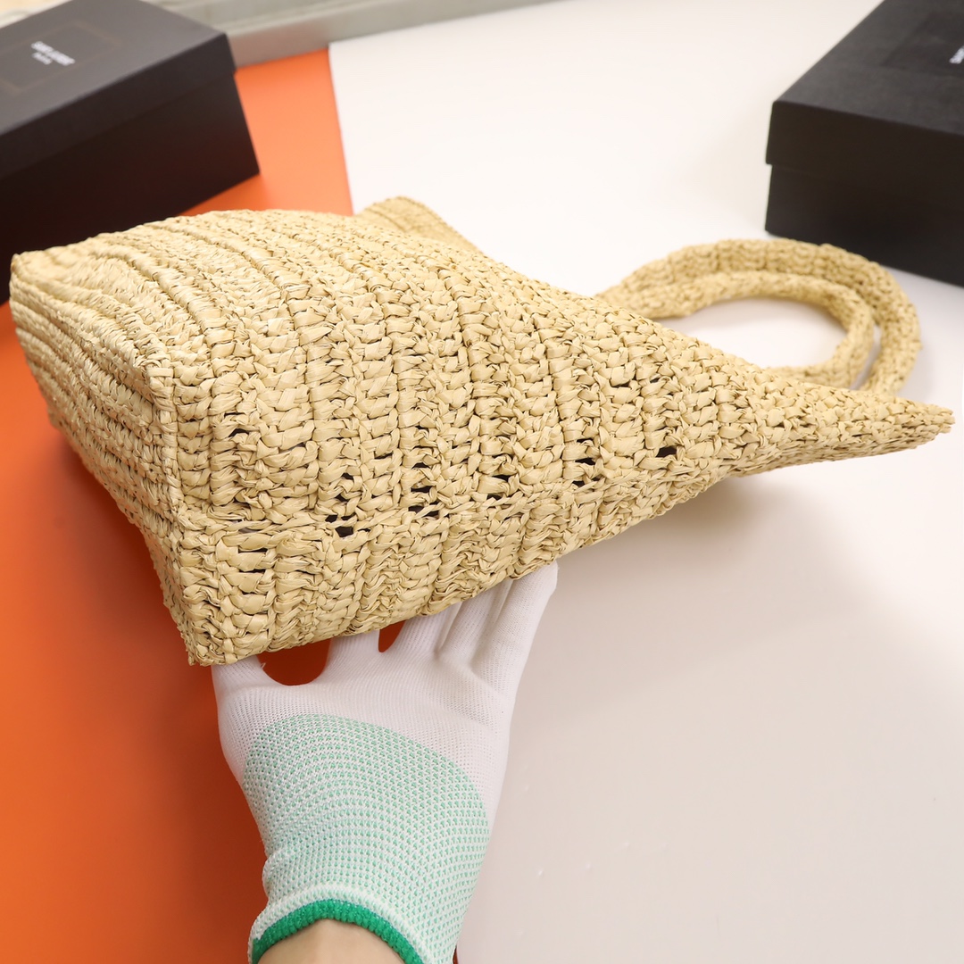 Handbags SAINT LAURENT 688864 size 38  35  14.5 cm - vstockx