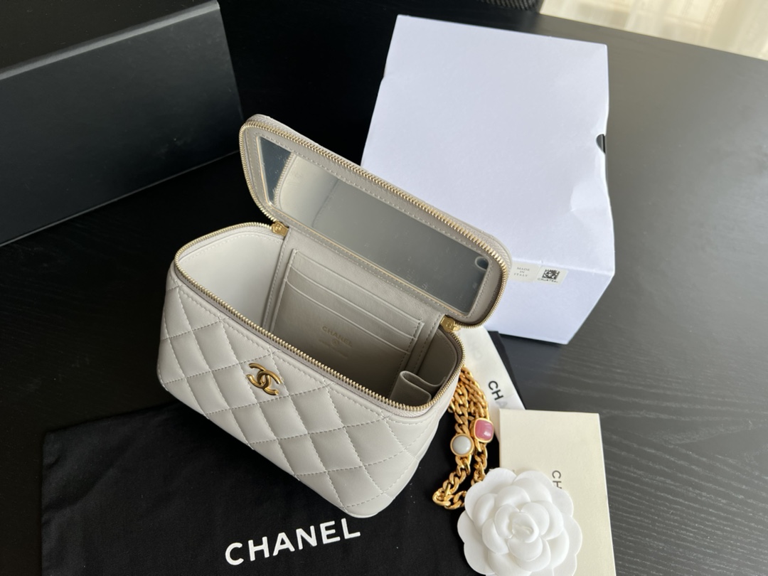 Handbag Chanel AP2937 size 8.5cmx11cmx7 cm - vstockx