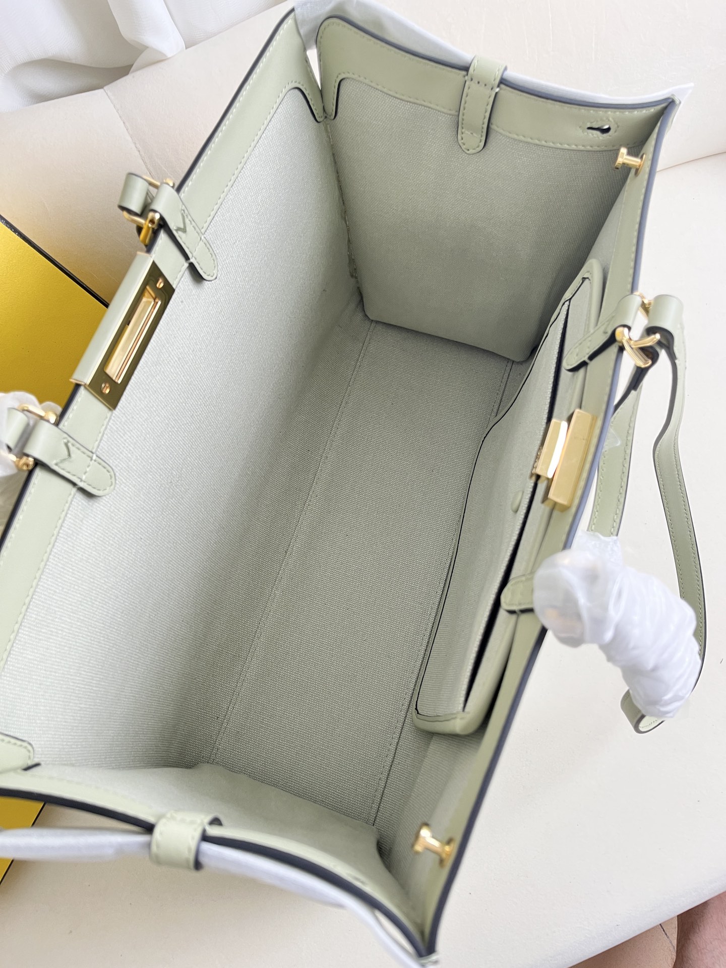 handbags FENDI 1819 size:40*12*29cm - vstockx