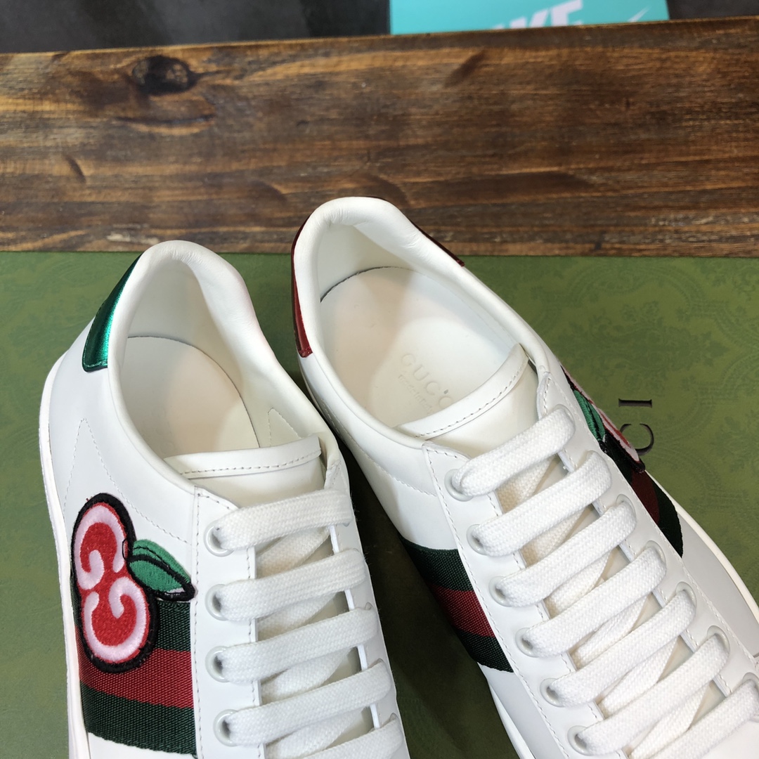 Gucci Ace GG Apple - vstockx