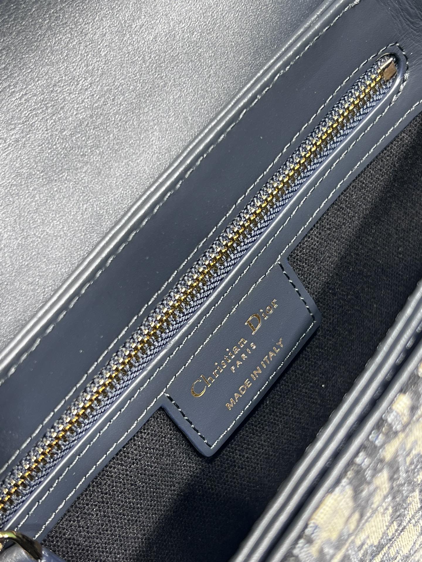 Handbags Dior Signature size  21*6*12 cm - vstockx