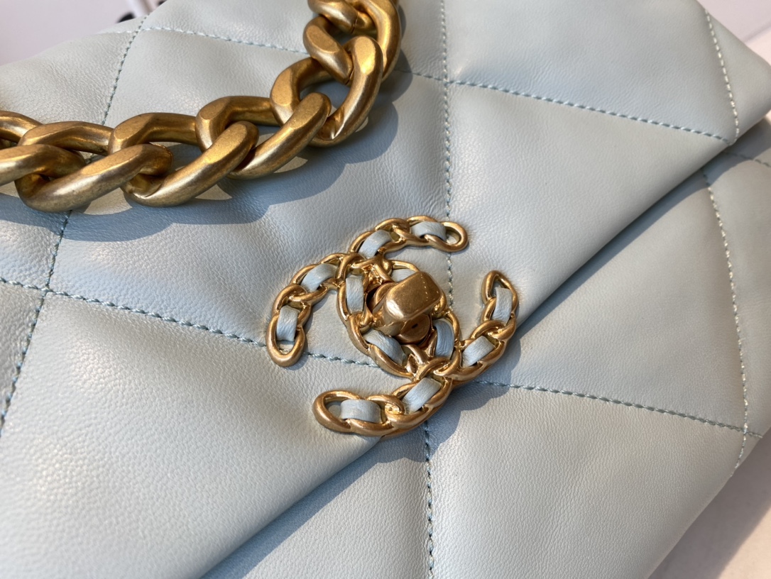 Handbag Chanel AS1161 size 30  20  10 cm - vstockx