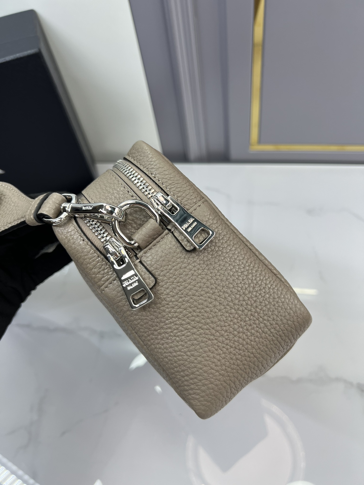 handbags prada 1BD082 22*14*8 - vstockx