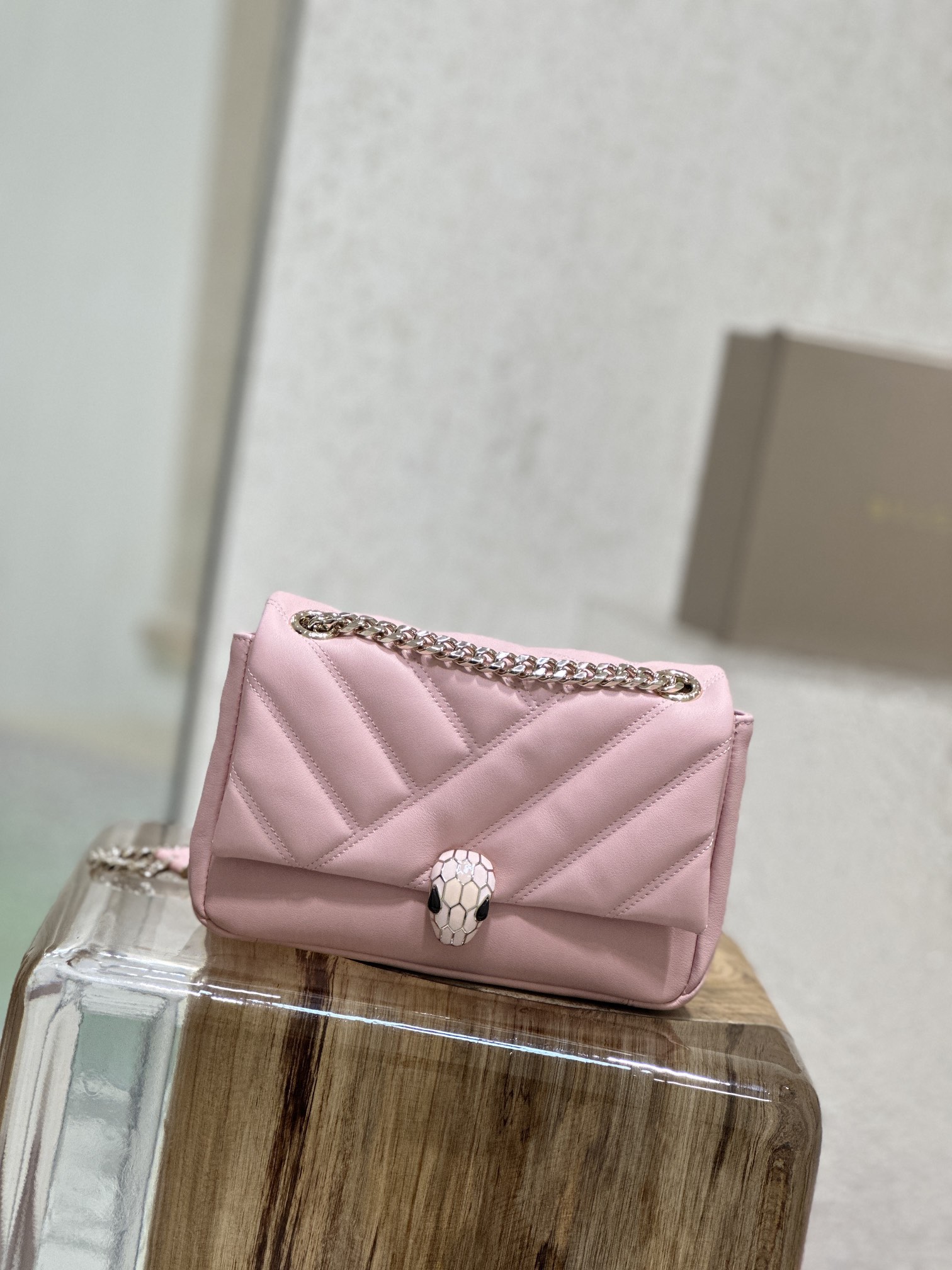 Handbags Bvlgari 287993 size:22.5*15*10 cm - vstockx