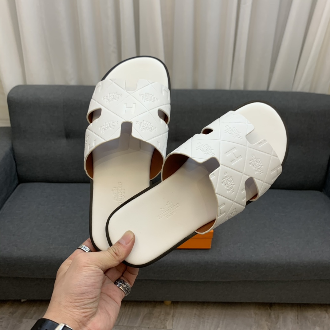Hermes Sandals 17 - vstockx