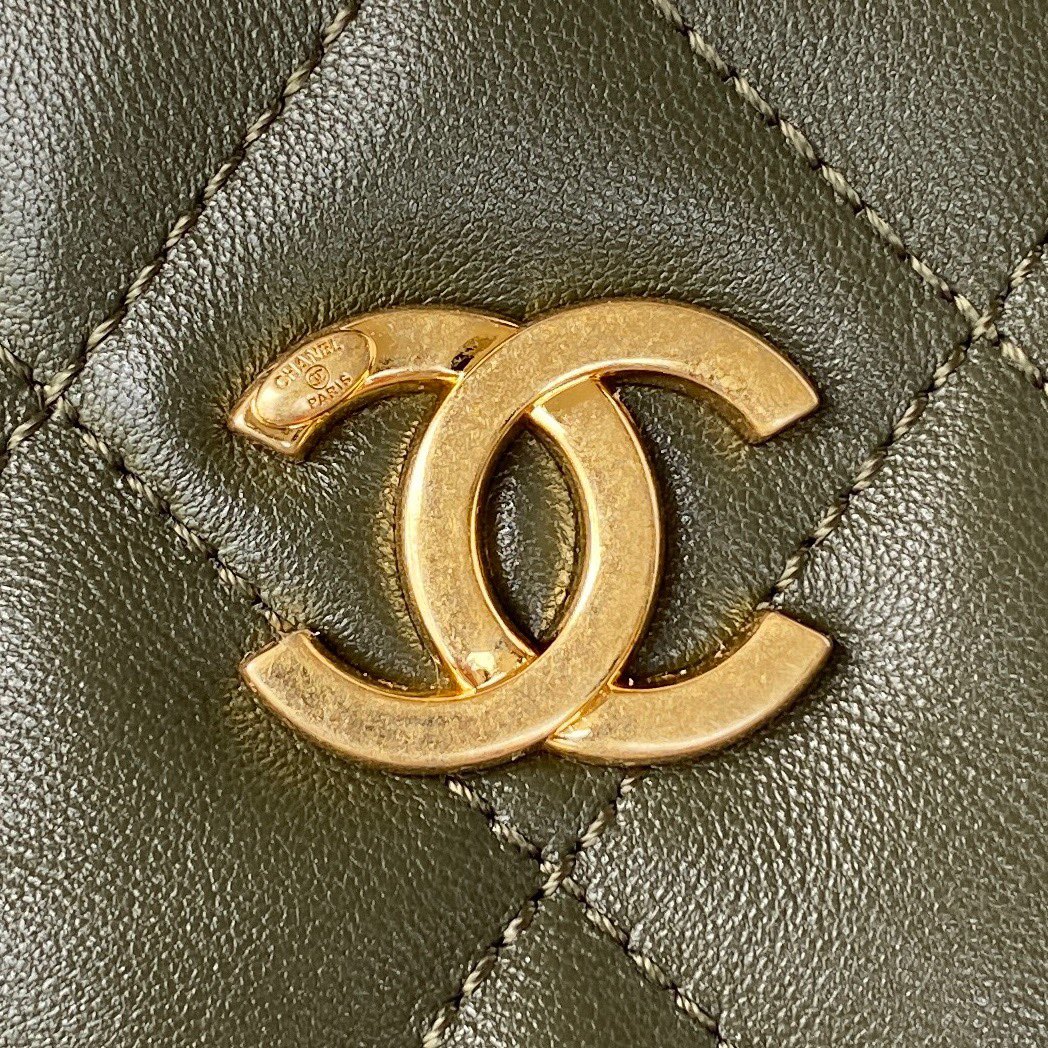 Handbag Chanel AS3562 size 17.5X24X6 cm - vstockx