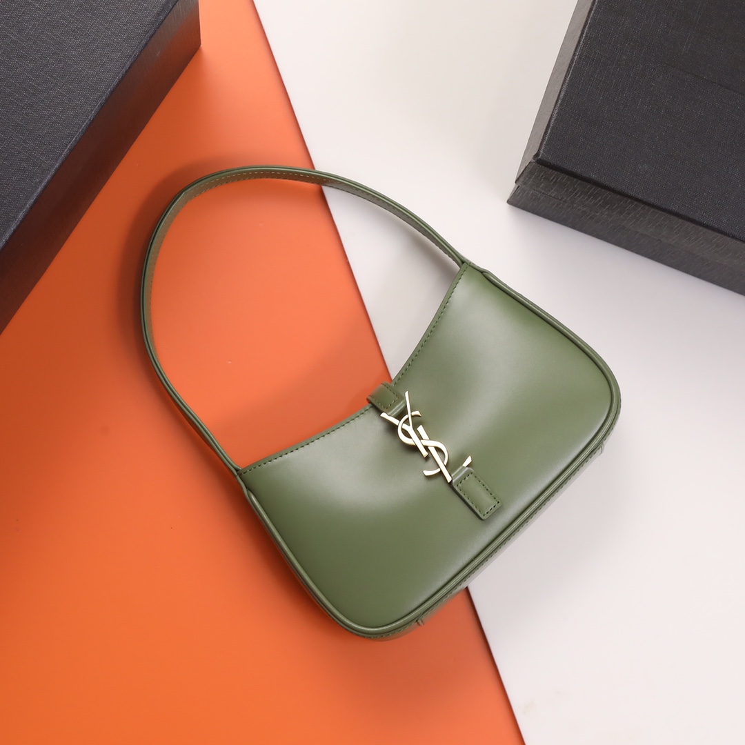 Handbags SAINT LAURENT 710318 size 19X11.5x4.5 cm - vstockx