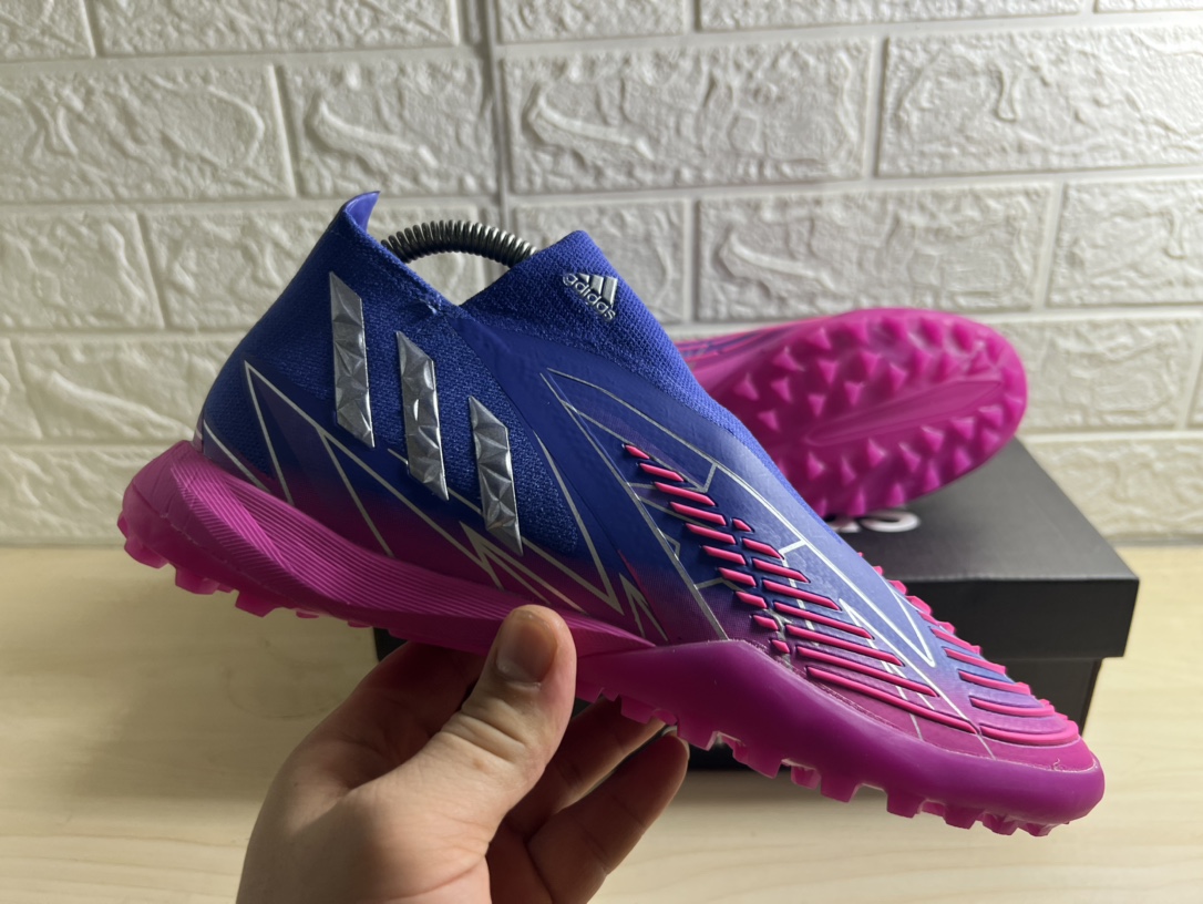 AD football shoes 32 - vstockx